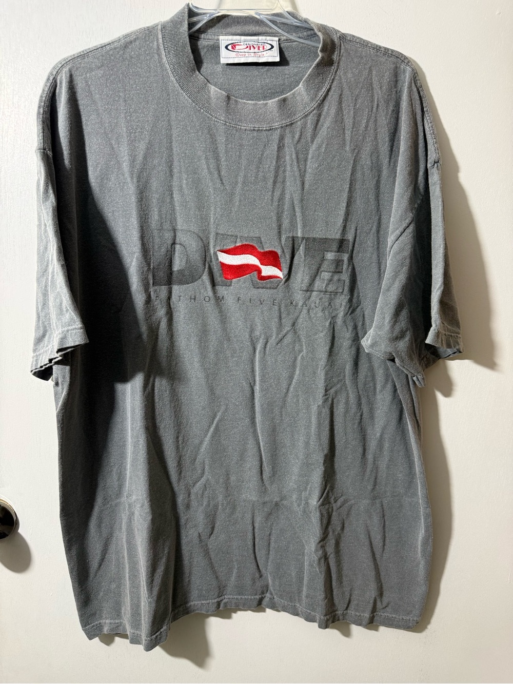 Designated Diver Fathom Five Kauai Grey Short Sleeve Graphic T-Shirt B-05 #32